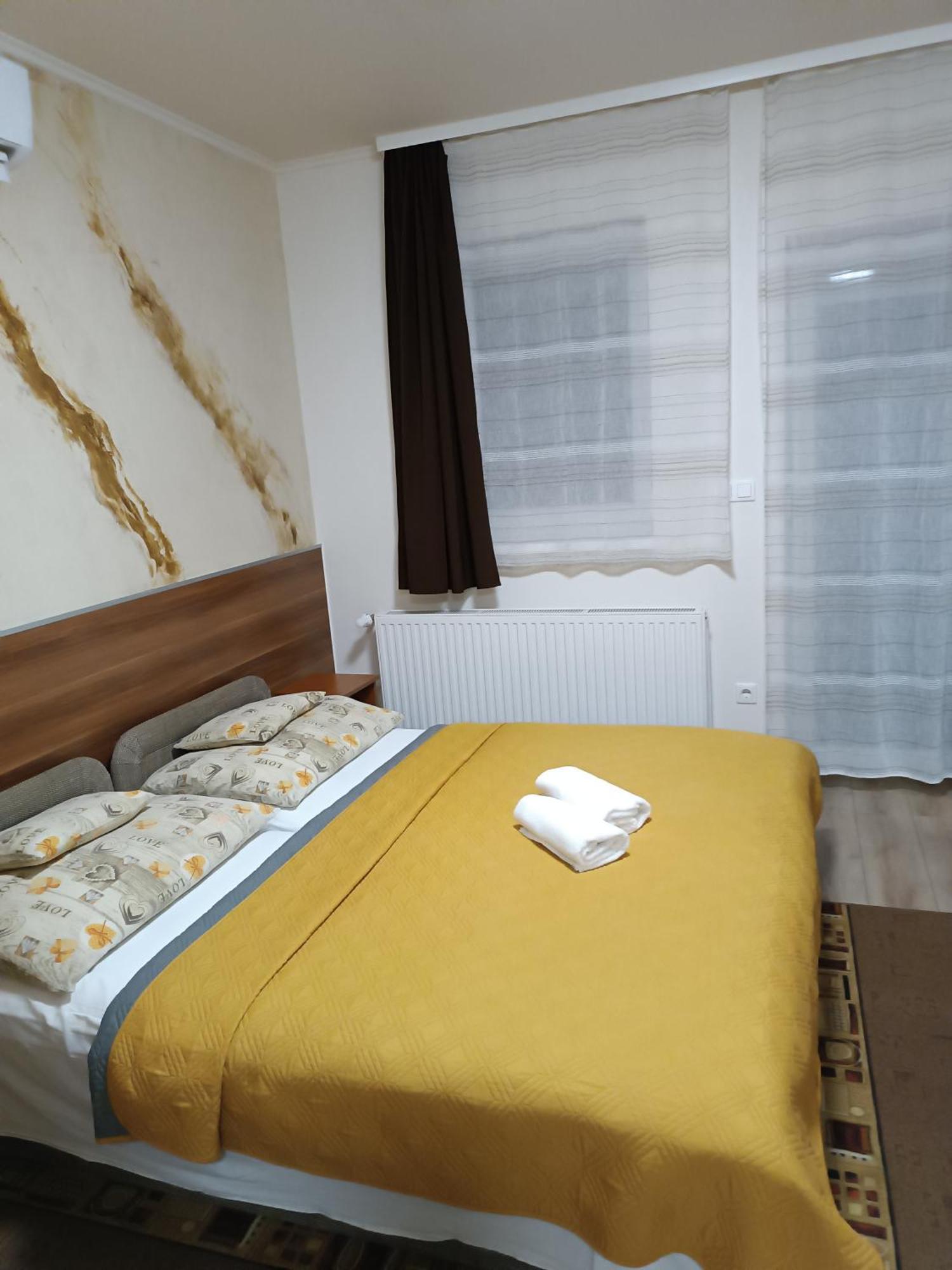 Boglarka Vendeghaz Apartment Mosonmagyarovar Exterior photo